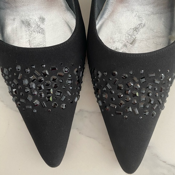 Stuart Weitzman shoes fabric and rhinestones 9US - Picture 9 of 9